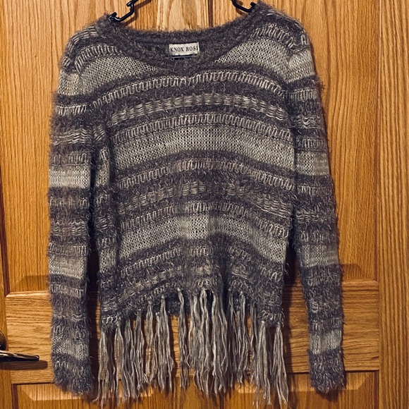 Knox Rose Fringed Knit Long Sleeve Sweater